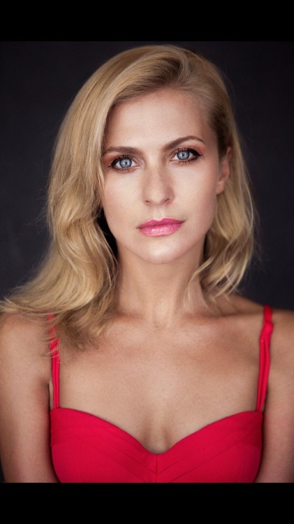 Wiktoria (44) aus 5 Min von... auf www.traumfrau-gesucht.pl (Kenn-Nr.: t51746)