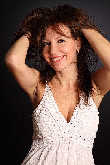 Gelya (35) aus VIP Agent... auf www.traumfrau-gesucht.pl (Kenn-Nr.: t55738)